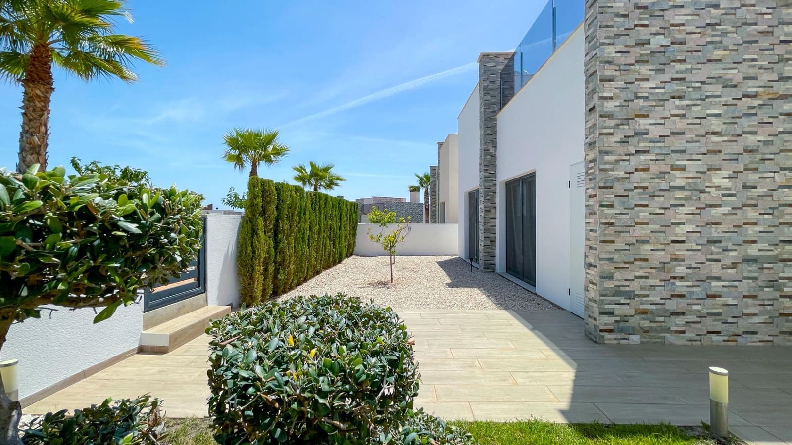 3 soveværelse Villa til leje i Finestrat med swimmingpool garage - € 3.200 (Ref: 8352220)