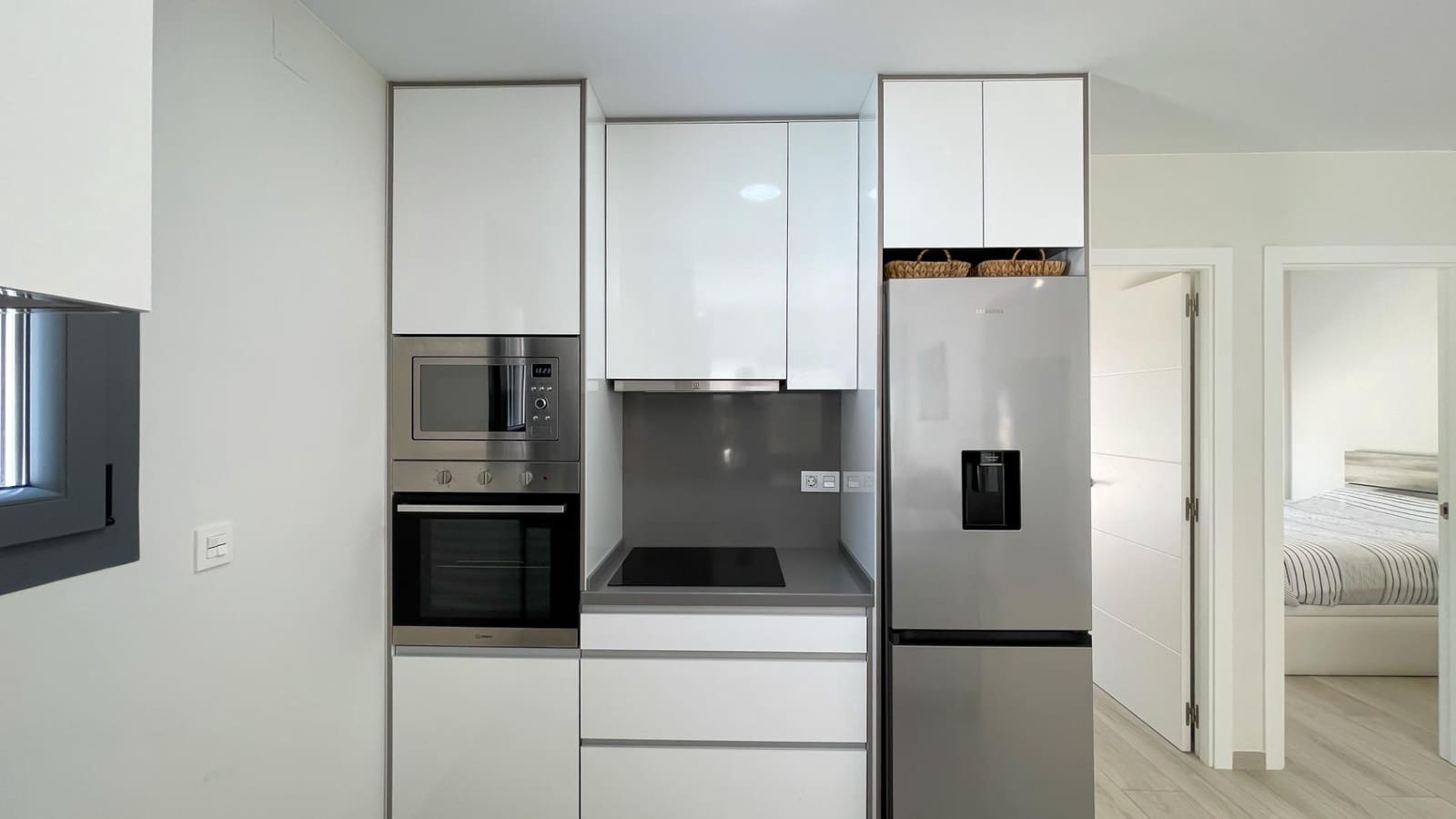 3 soverom Villa til leie i Finestrat med svømmebasseng garasje - € 2 500 (Ref: 8352220)