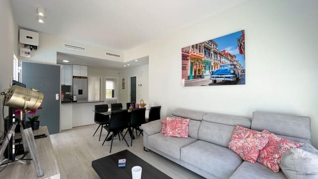 3 bedroom Villa for rent in Finestrat with pool garage - € 2,500 (Ref: 8352220)