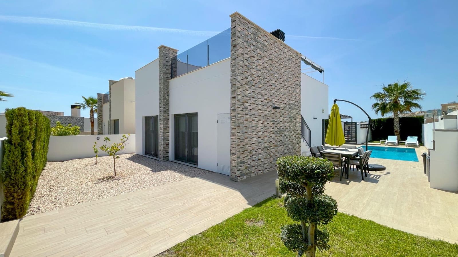 3 soverom Villa til leie i Finestrat med svømmebasseng garasje - € 2 500 (Ref: 8352220)