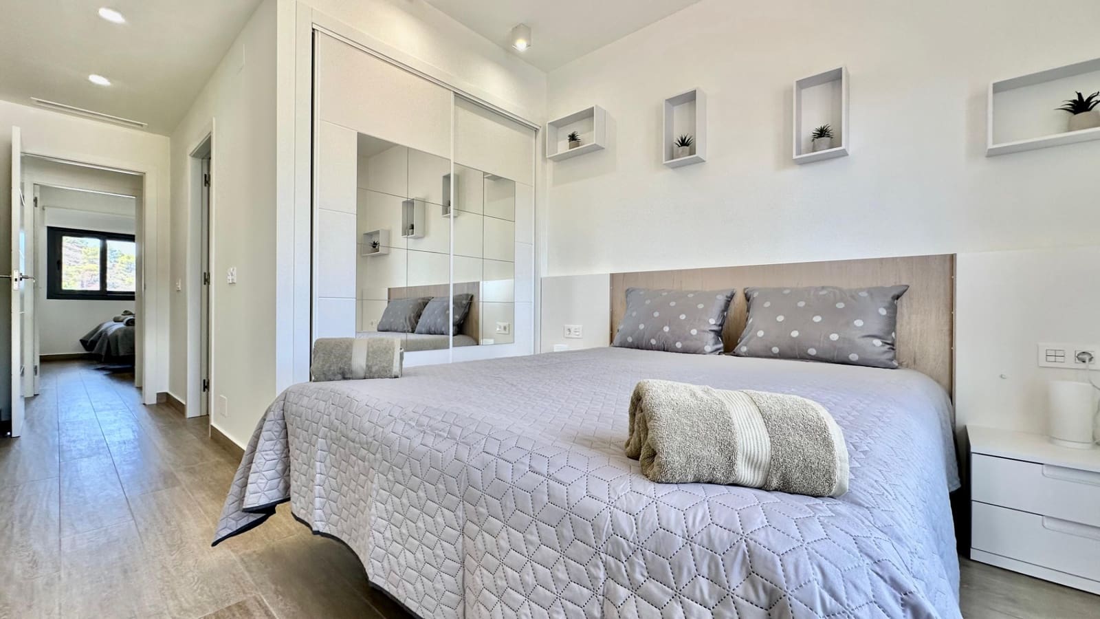 2 bedroom Apartment for rent in Finestrat with pool garage - € 1,500 (Ref: 8396782)