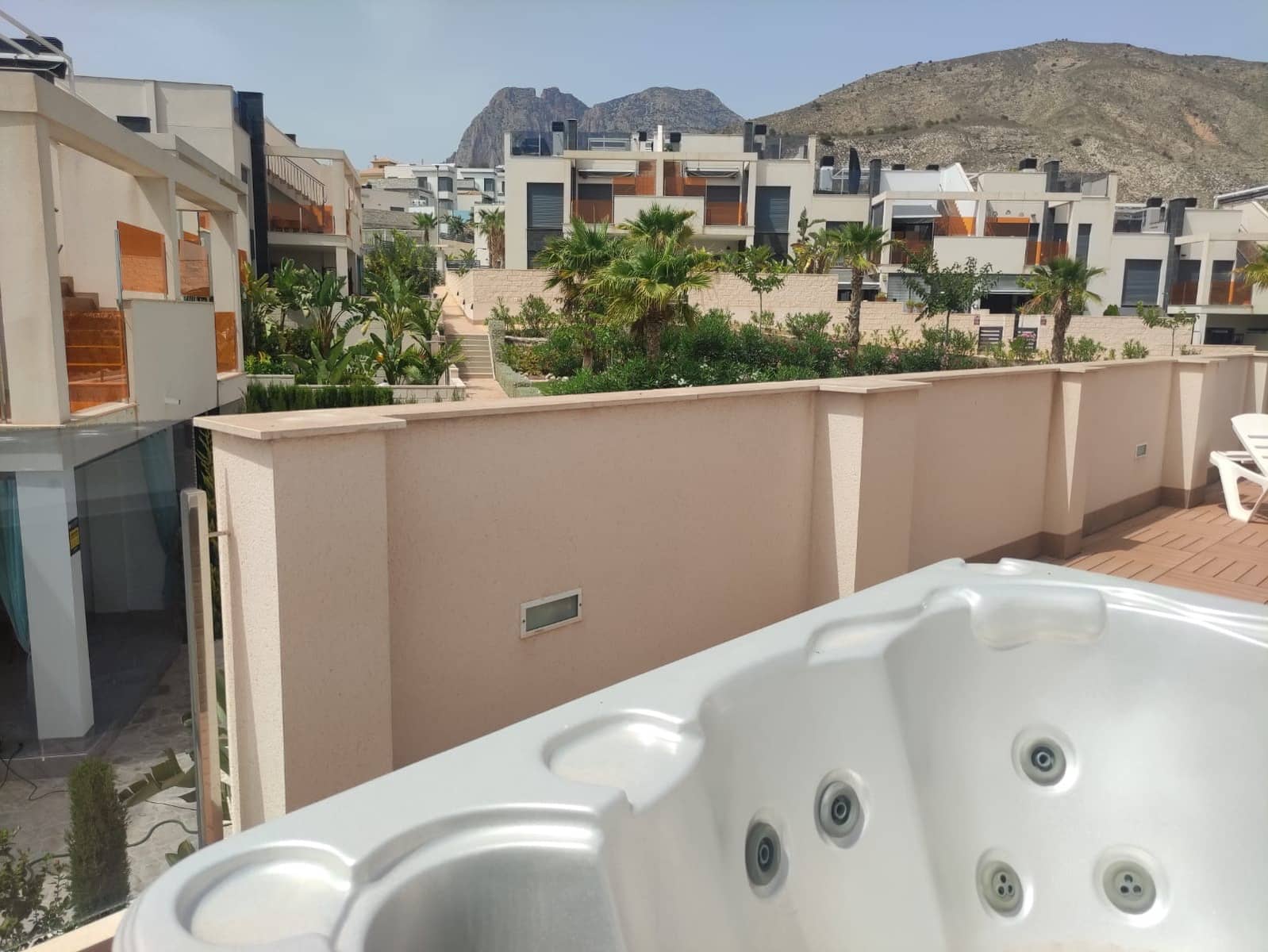 2 bedroom Apartment for rent in Finestrat with pool garage - € 1,500 (Ref: 8396782)