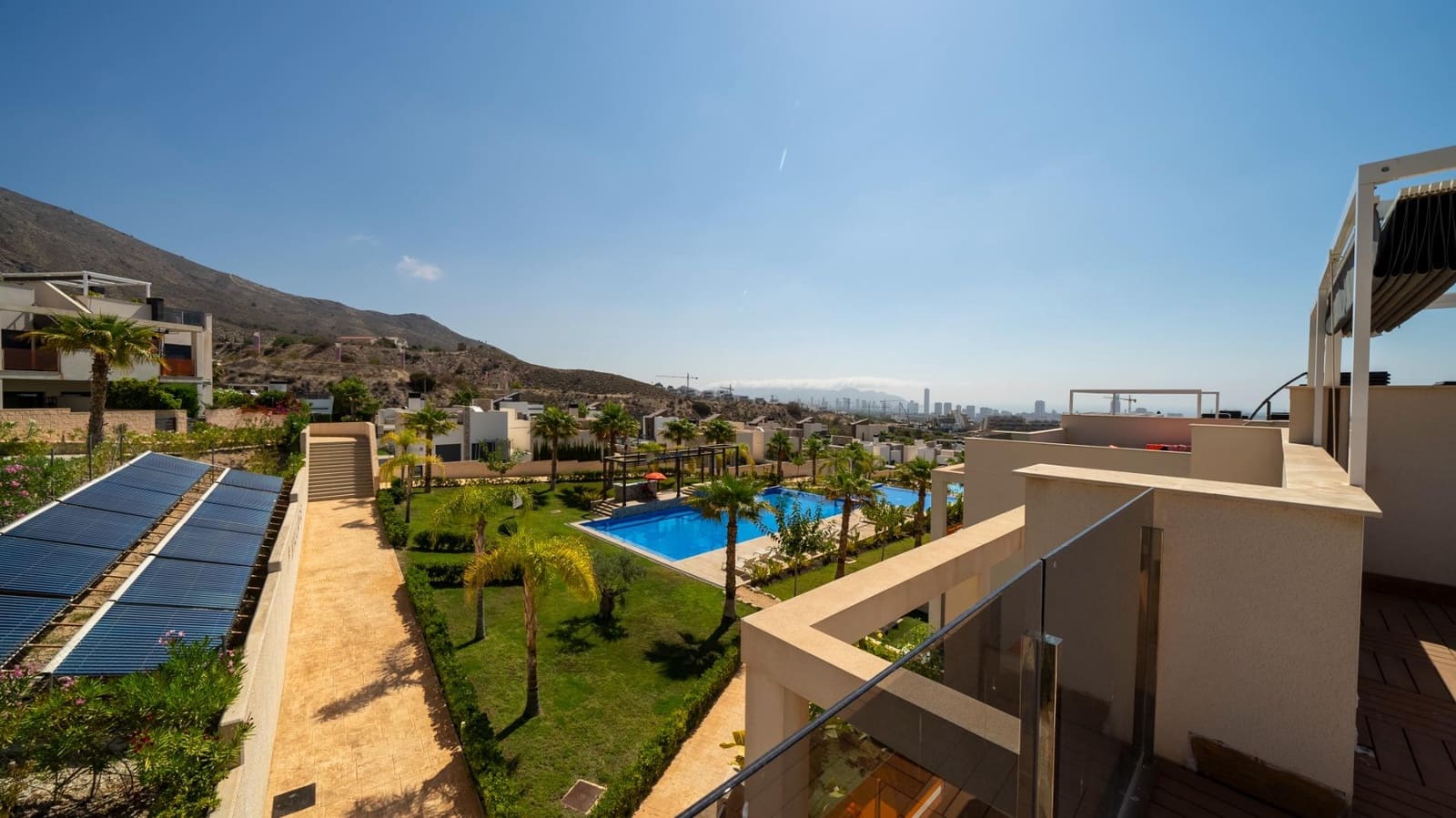 2 bedroom Apartment for rent in Finestrat with pool garage - € 1,500 (Ref: 8396782)