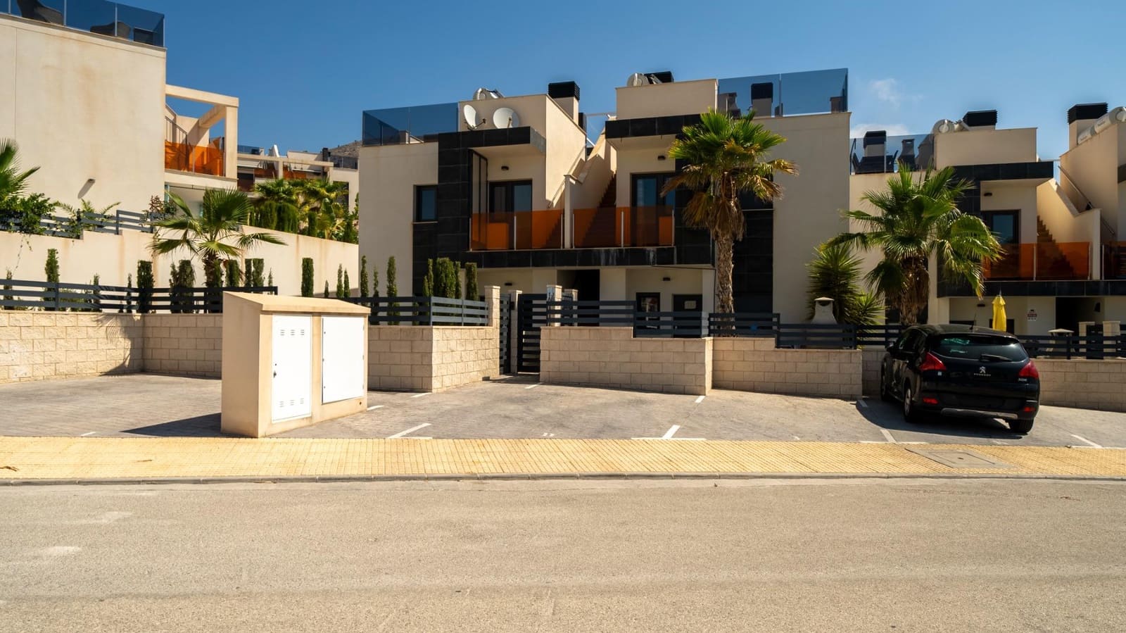 2 bedroom Apartment for rent in Finestrat with pool garage - € 1,500 (Ref: 8396782)