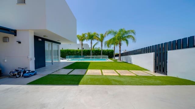 3 soveværelse Villa til leje i Finestrat med swimmingpool - € 4.995 (Ref: 8442528)