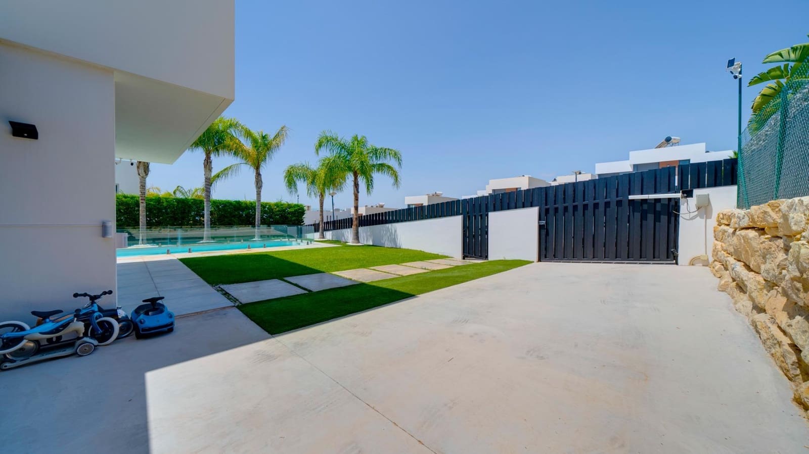 3 soveværelse Villa til leje i Finestrat med swimmingpool - € 4.995 (Ref: 8442528)