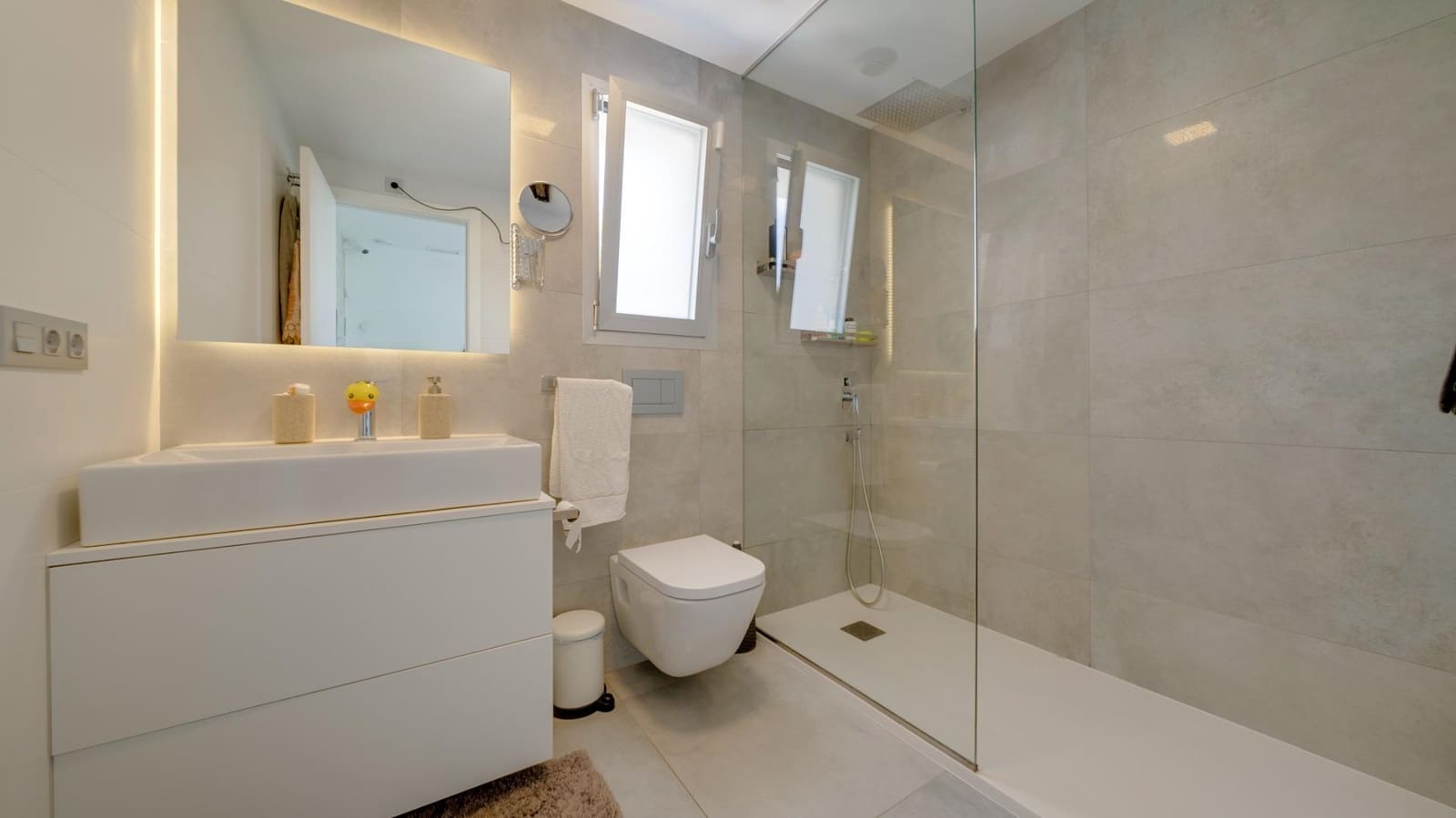 3 soveværelse Villa til leje i Finestrat med swimmingpool - € 4.995 (Ref: 8442528)