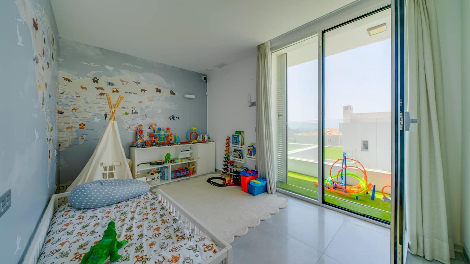 3 soveværelse Villa til leje i Finestrat med swimmingpool - € 4.995 (Ref: 8442528)