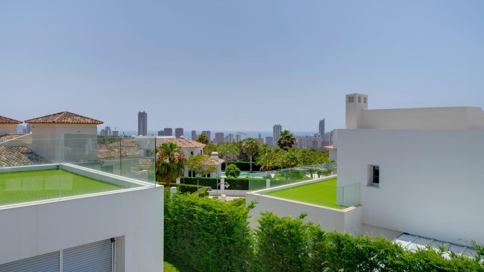 3 soveværelse Villa til leje i Finestrat med swimmingpool - € 4.995 (Ref: 8442528)