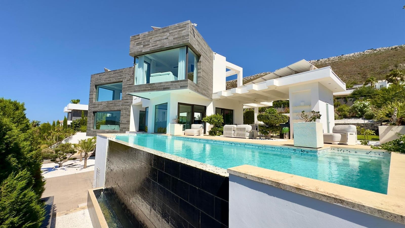 5 sypialnia Willa na sprzedaż w Javea / Xabia z basenem garażem - 2 498 880 € (Ref: 8460276)