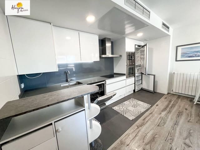 2 slaapkamer Appartement te huur in Mont-Olivet, Valencia stad met zwembad garage - € 1.700 (Ref: 8467830)