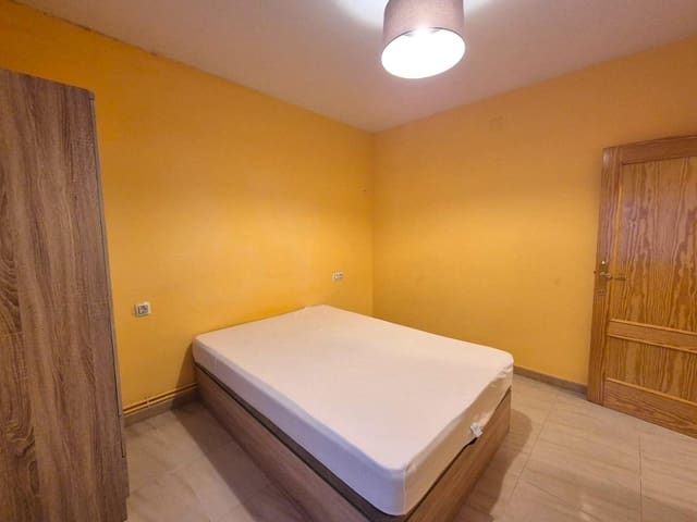 2 Zimmer Apartment zu vermieten in Alicante / Alacant Stadt - 850 € (Ref: 8476899)