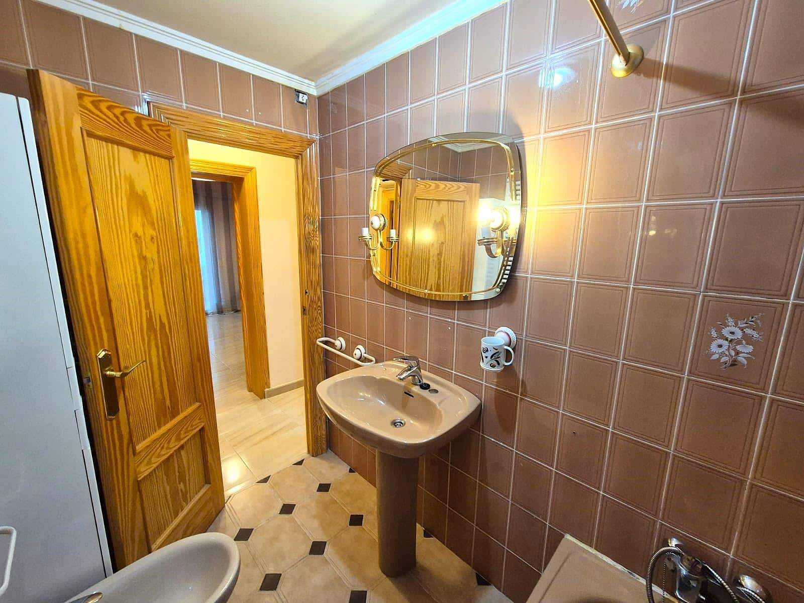 2 Zimmer Apartment zu vermieten in Alicante / Alacant Stadt - 850 € (Ref: 8476899)