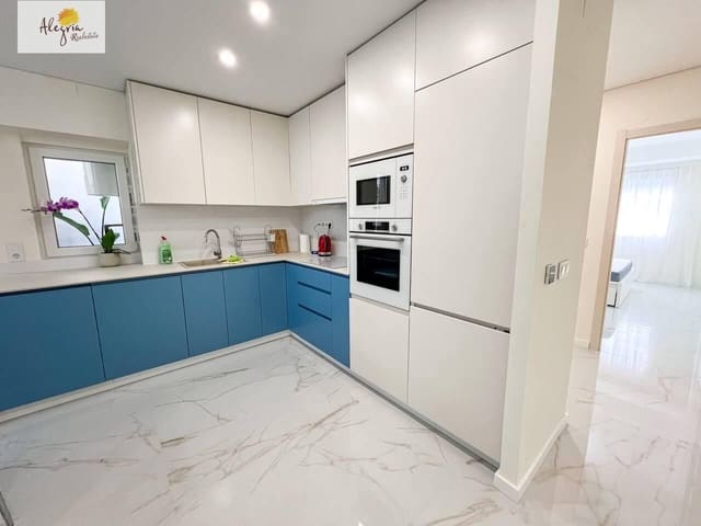 3 sovrum Lägenhet att hyra i Cami Fondo, Valencia stad - 1 800 € (Ref: 8480860)