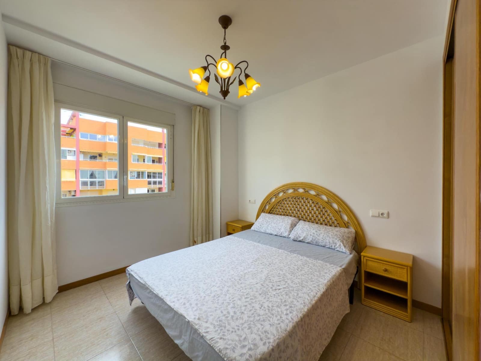 2 sovrum Lägenhet att hyra i La Villajoyosa / Vila Joiosa med pool garage - 1 100 € (Ref: 8504483)