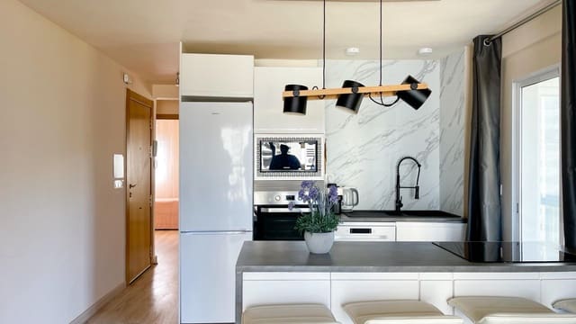 2 soveværelse Lejlighed til leje i Rincón de Loix, Benidorm med swimmingpool - € 1.200 (Ref: 8511546)