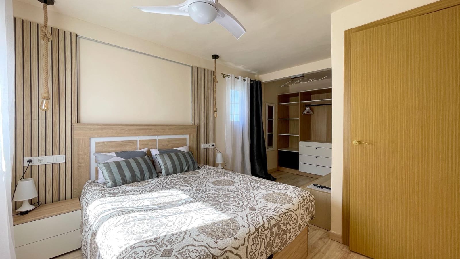 2 camera da letto Appartamento da affittare in Benidorm con piscina - 1.200 € (Rif: 8511546)