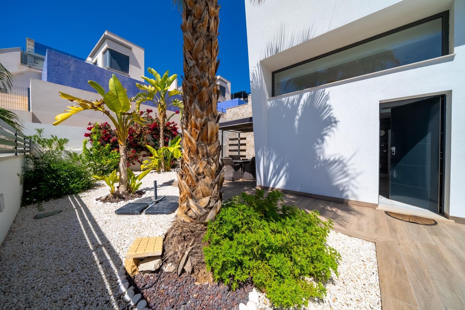 3 soveværelse Villa til leje i Finestrat med swimmingpool - € 3.500 (Ref: 8526851)