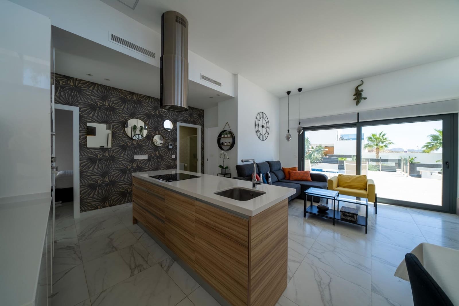 3 soveværelse Villa til leje i Finestrat med swimmingpool - € 3.500 (Ref: 8526851)