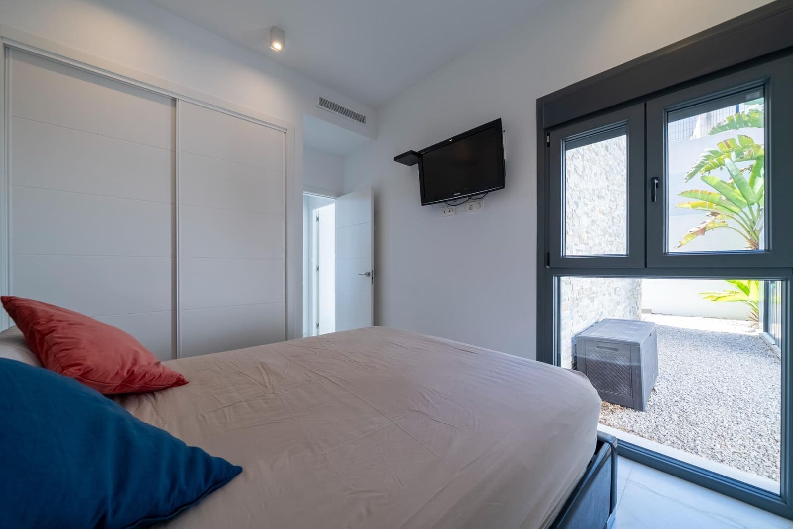 3 soveværelse Villa til leje i Finestrat med swimmingpool - € 3.500 (Ref: 8526851)