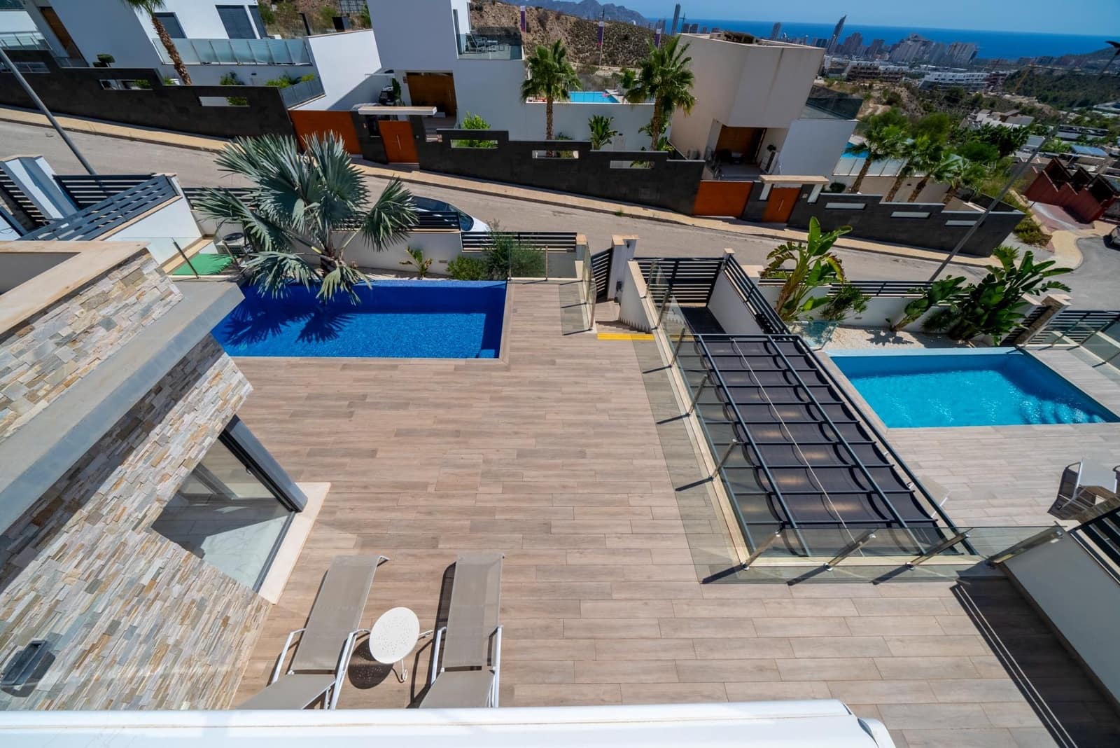 3 soveværelse Villa til leje i Finestrat med swimmingpool - € 3.500 (Ref: 8526851)