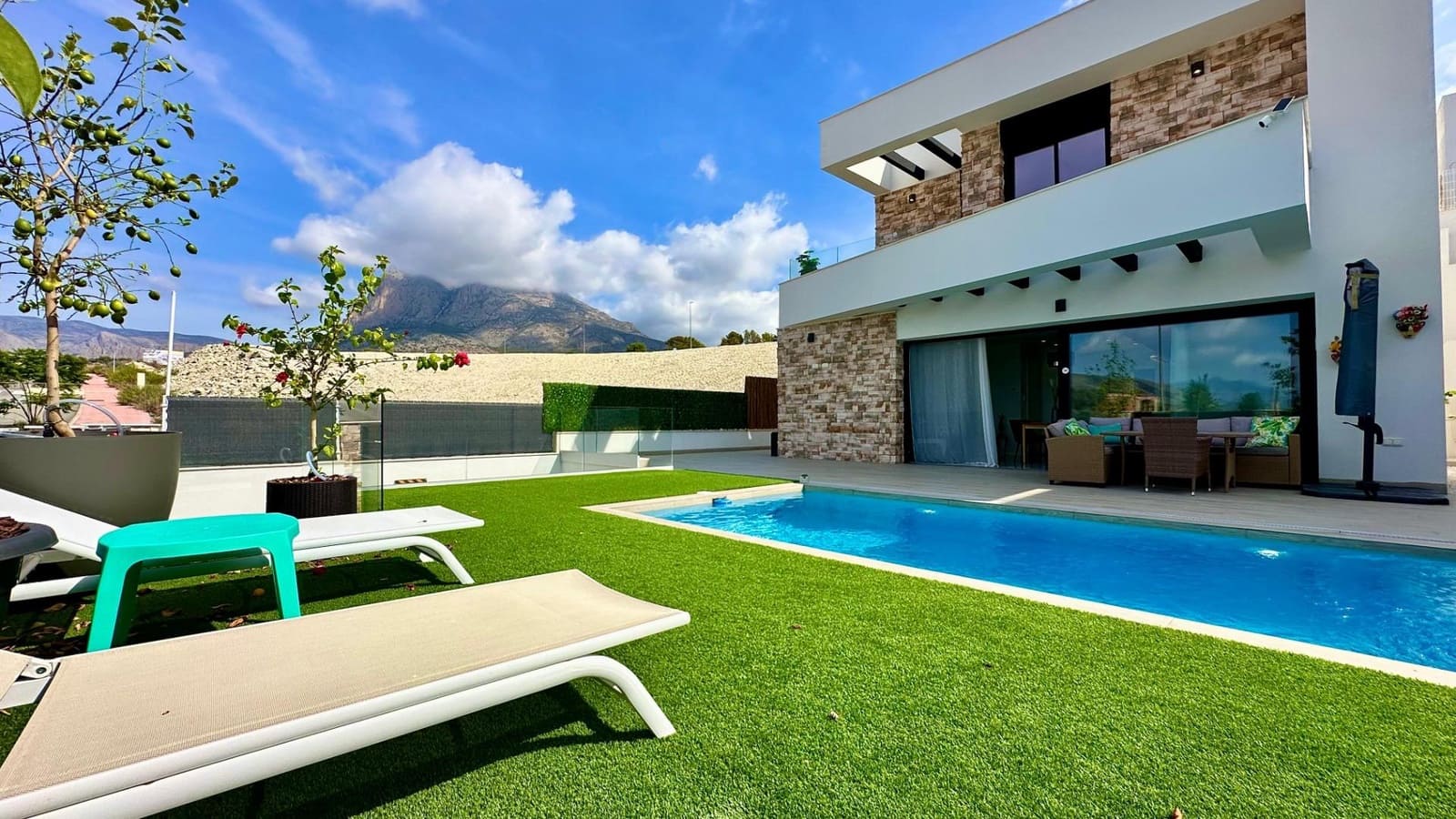 3 quarto Moradia para arrendar em Finestrat com piscina garagem - 3 300 € (Ref: 8529881)