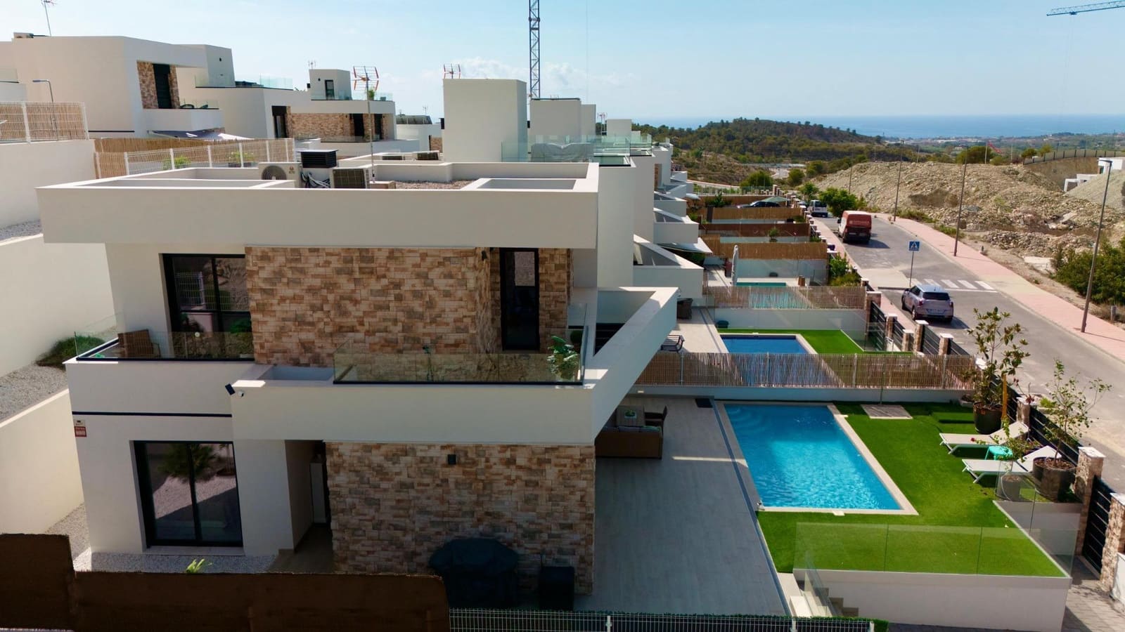 3 quarto Moradia para arrendar em Finestrat com piscina garagem - 3 300 € (Ref: 8529881)