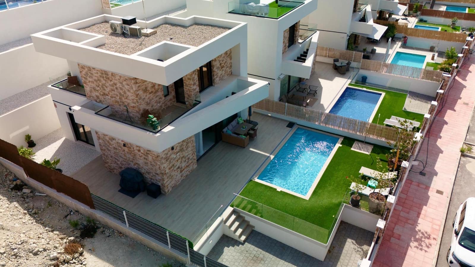 3 quarto Moradia para arrendar em Finestrat com piscina garagem - 3 300 € (Ref: 8529881)