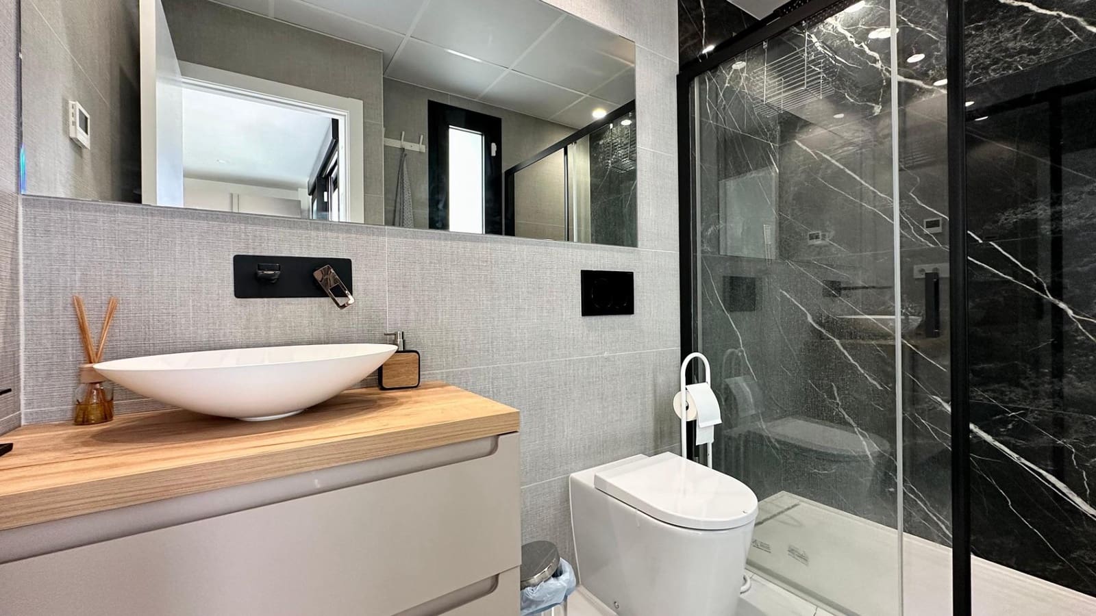 3 quarto Moradia para arrendar em Finestrat com piscina garagem - 3 300 € (Ref: 8529881)