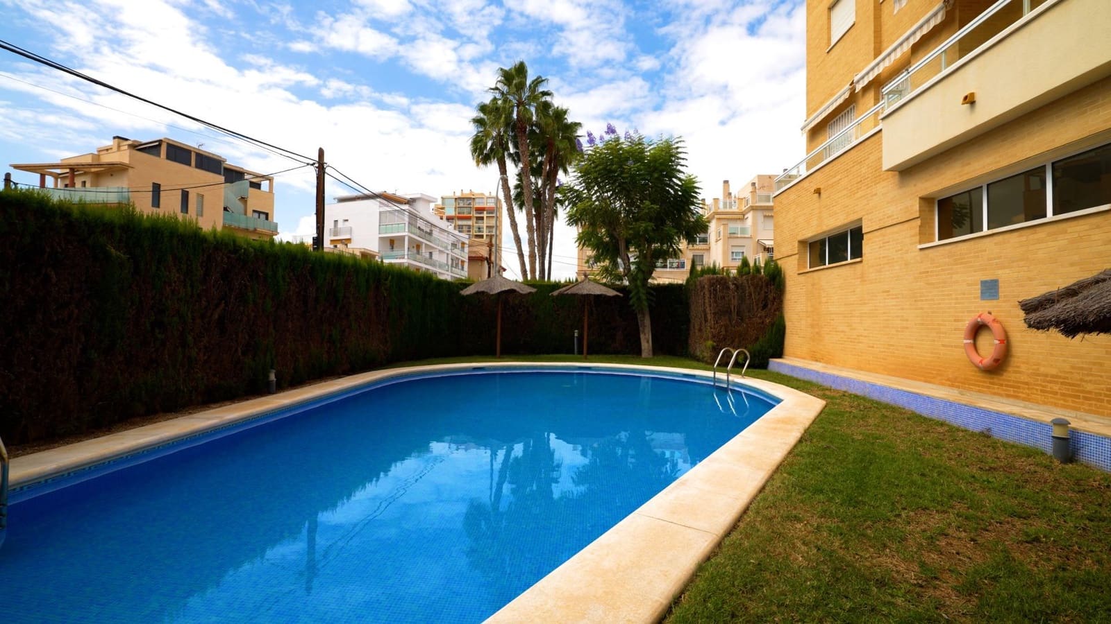 3 soveværelse Lejlighed til salg i El Campello med swimmingpool garage - € 590.000 (Ref: 8547089)