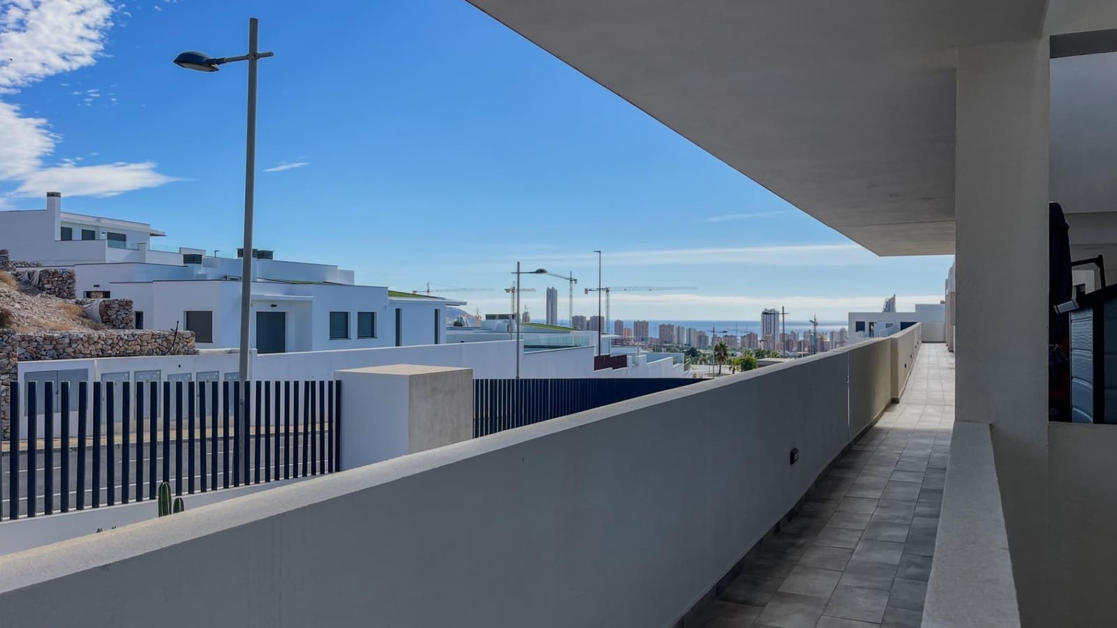 3 sypialnia Penthouse na sprzedaż w Finestrat z basenem - 620 000 € (Ref: 8559818)