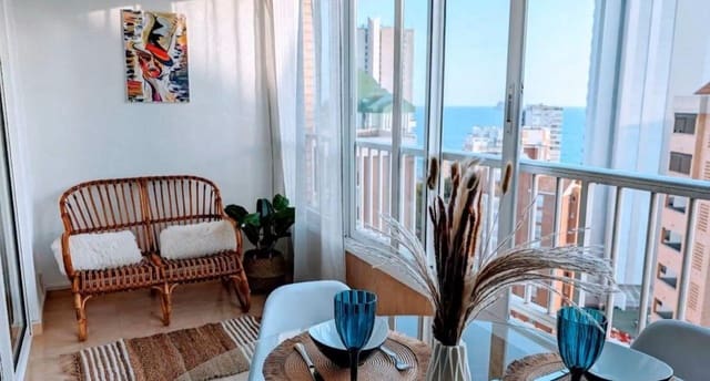 1 chambre Appartement à vendre à Benidorm avec piscine garage - 230 000 € (Ref: 8565202)