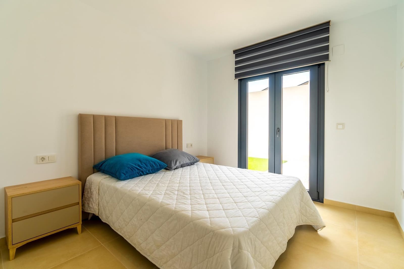 2 sypialnia Willa do wynajęcia w Finestrat - 2 000 € (Ref: 8580082)