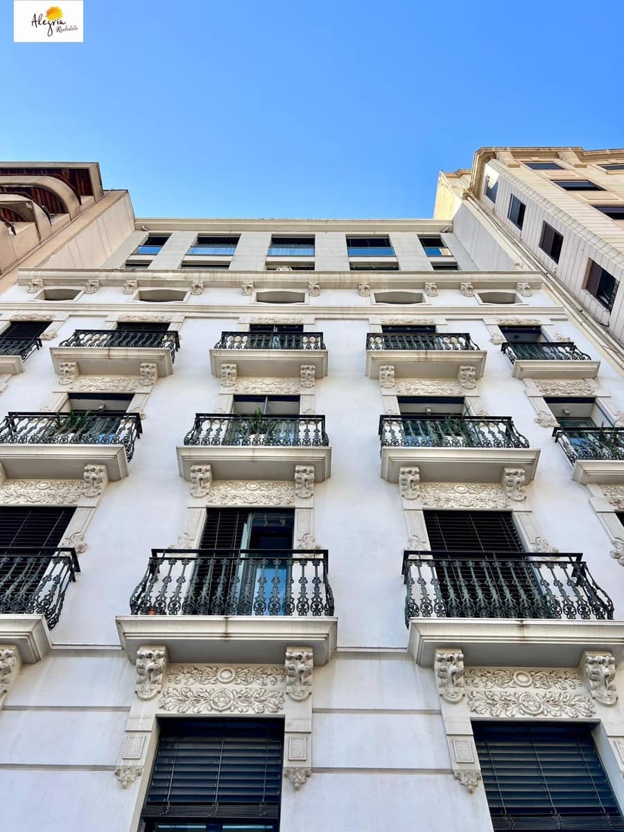 4 slaapkamer Appartement te koop in Valencia stad met garage - € 820.000 (Ref: 8595252)