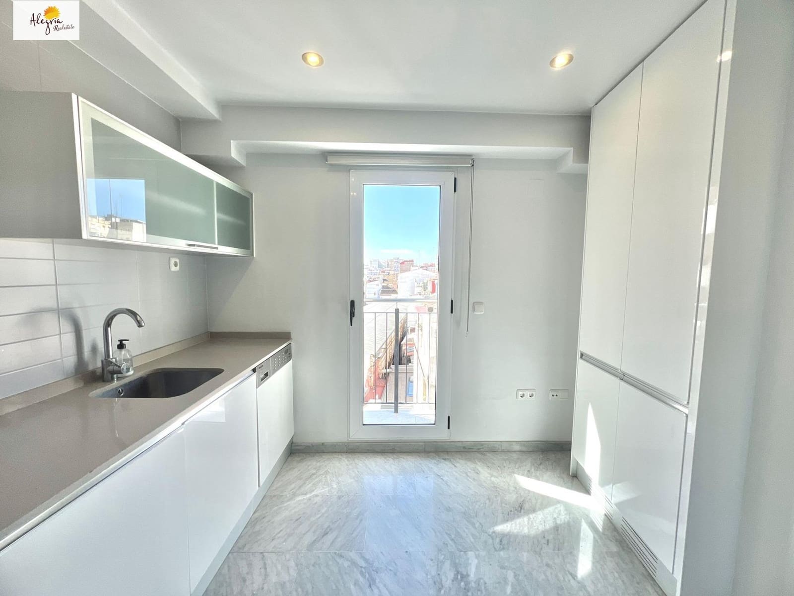 4 slaapkamer Appartement te koop in Valencia stad met garage - € 820.000 (Ref: 8595252)