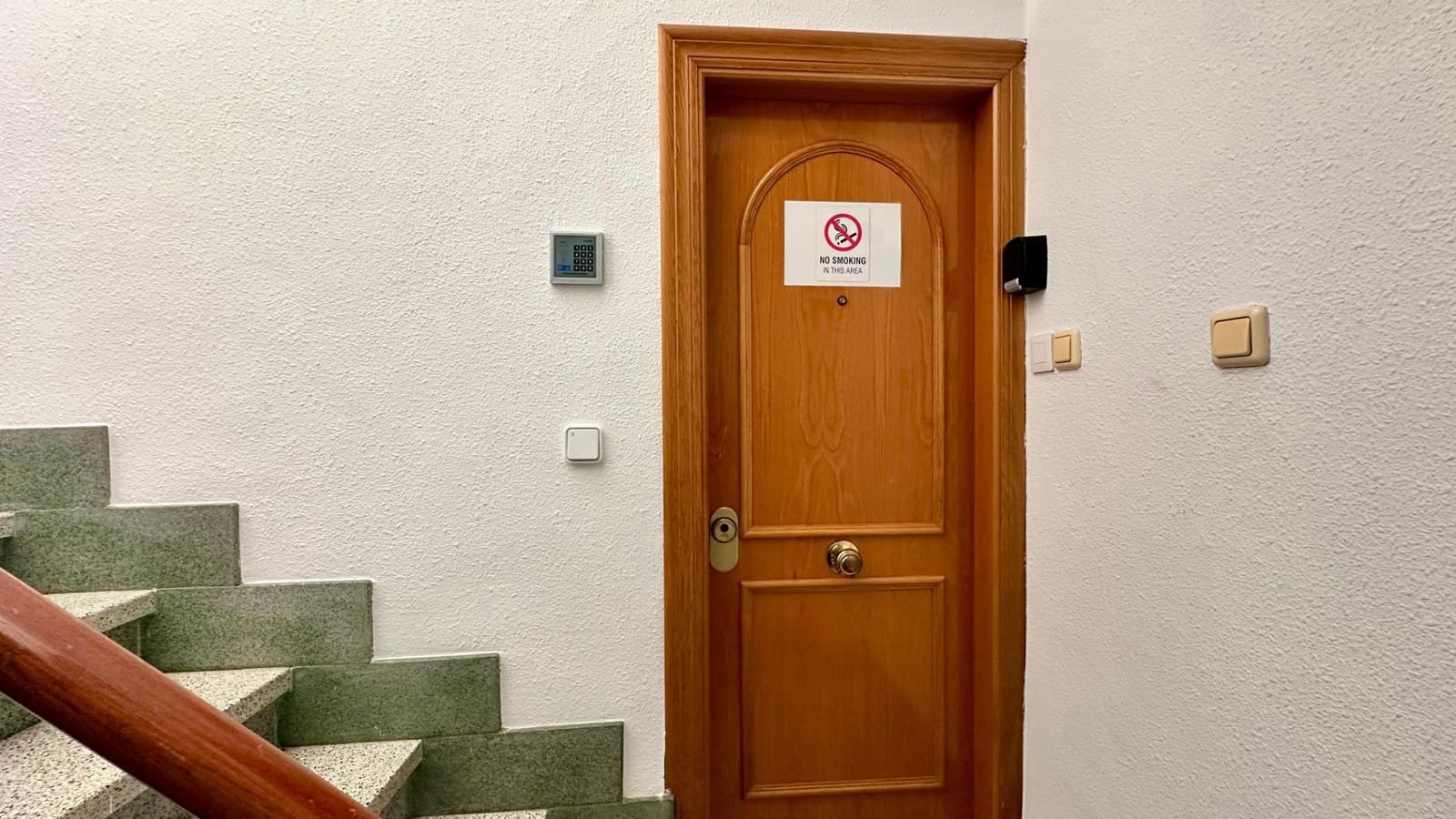 Appartement de 3 chambres à louer à Alicante ville - 1 100 € (Ref: 8601676)