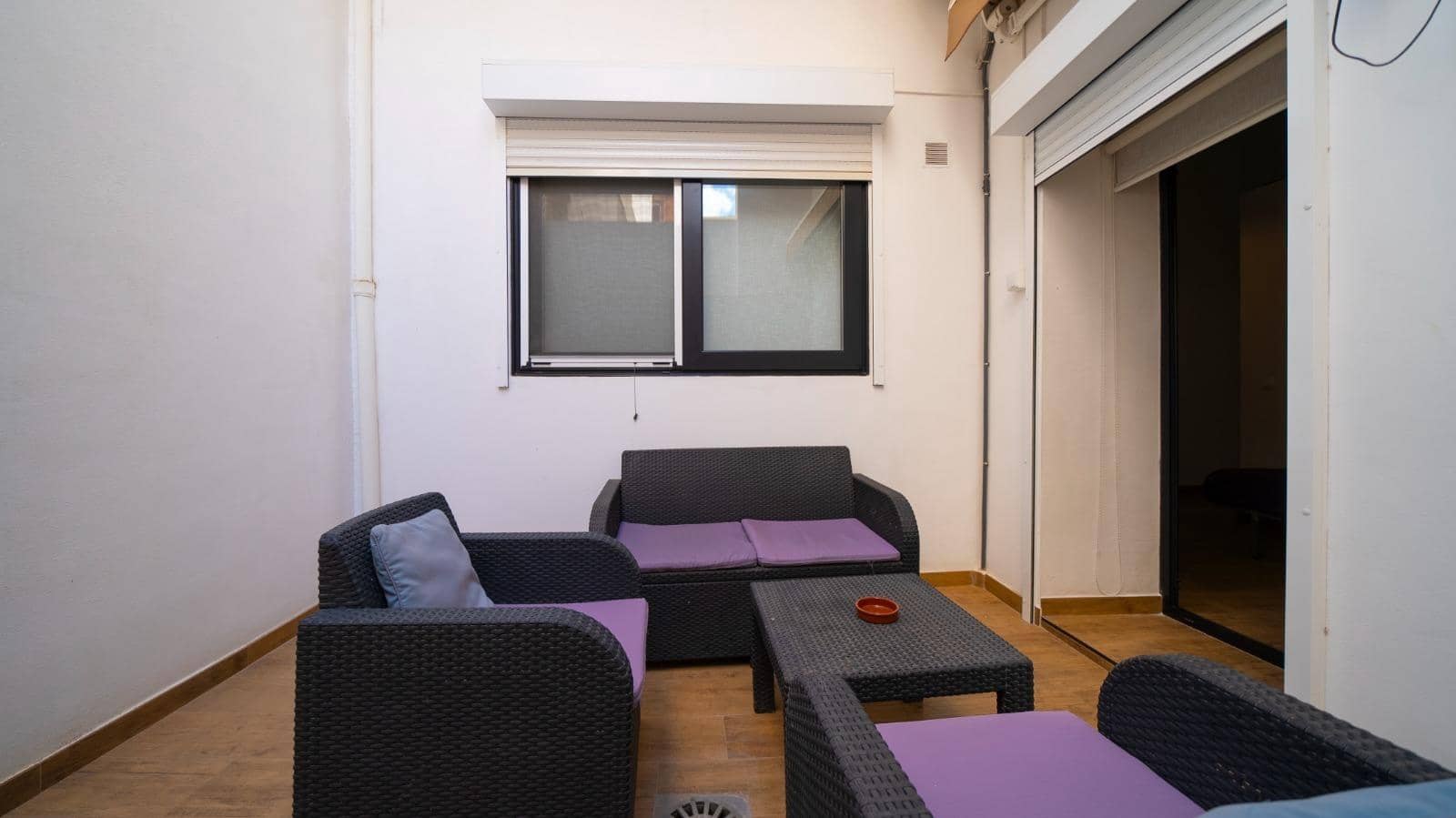 Appartement de 2 chambres à louer à Alicante ville - 1 800 € (Ref: 8612648)