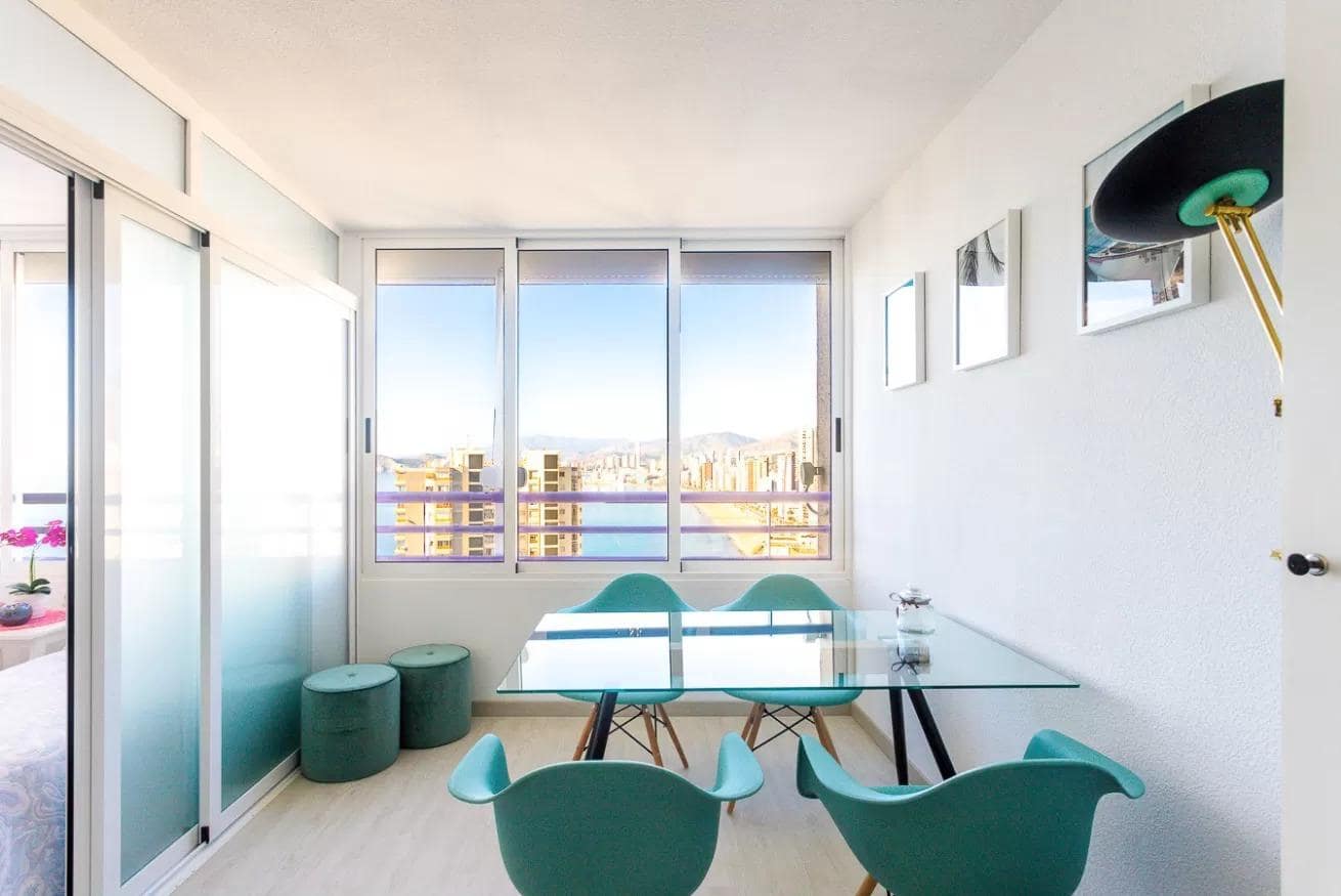 2 sovrum Lägenhet till salu i Benidorm med pool - 320 000 € (Ref: 8620028)