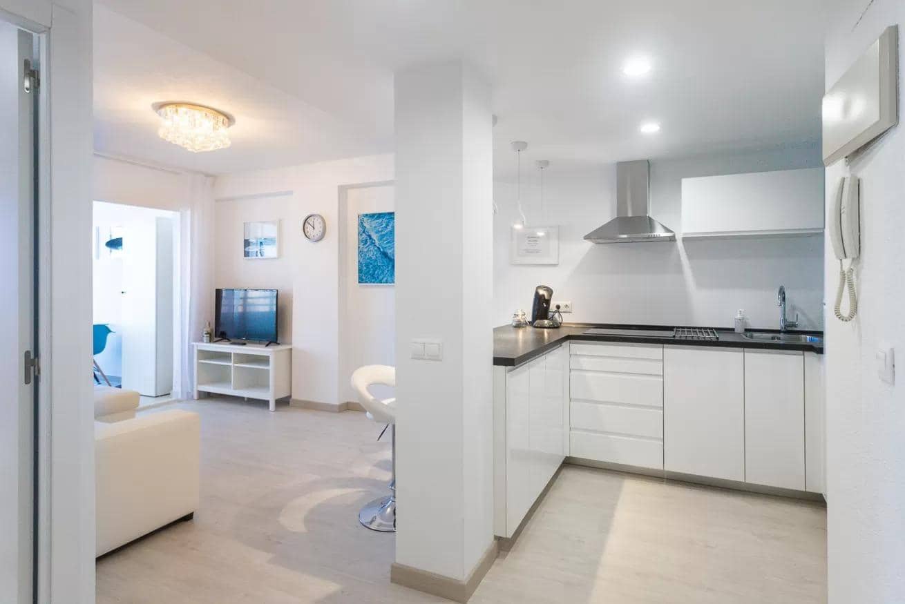 2 sovrum Lägenhet till salu i Benidorm med pool - 320 000 € (Ref: 8620028)
