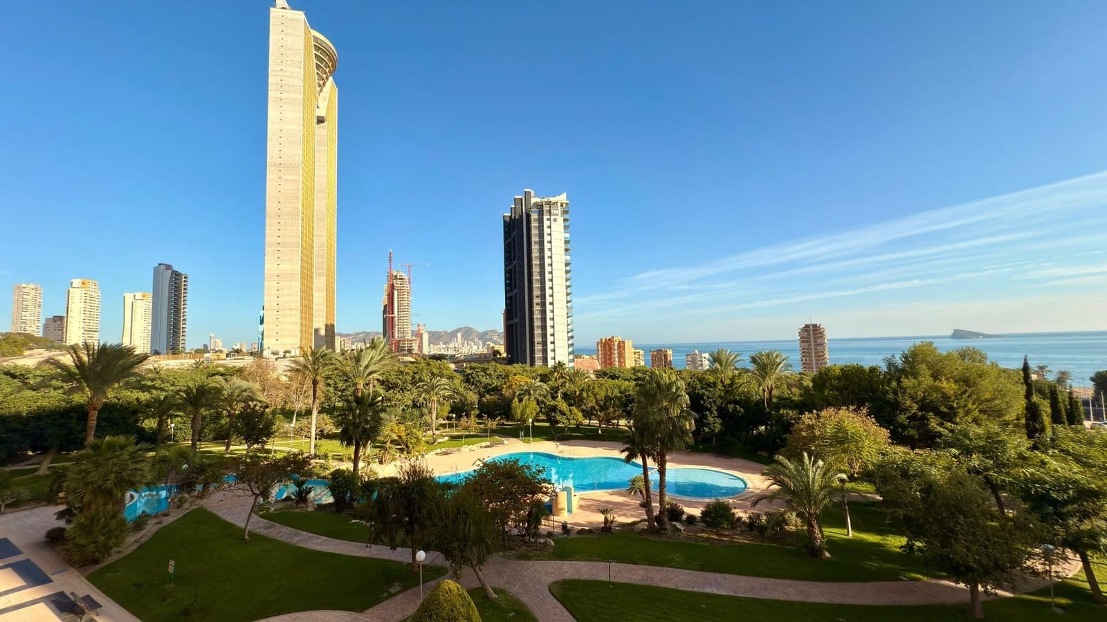 4 soveværelse Lejlighed til salg i Benidorm med swimmingpool - € 650.000 (Ref: 8623669)