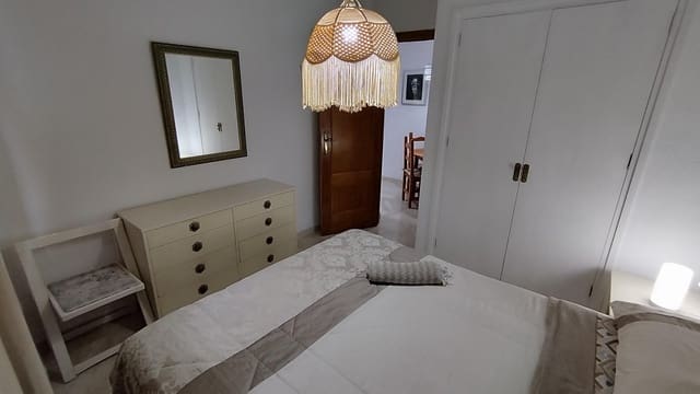1 slaapkamer Flat te huur in Alicante stad met zwembad - € 950 (Ref: 8634698)