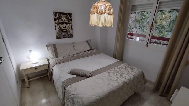 1 slaapkamer Flat te huur in Alicante stad met zwembad - € 950 (Ref: 8634698)