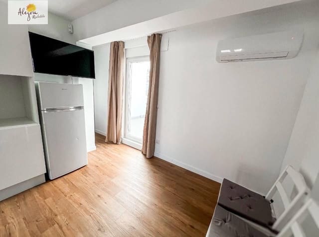 1 quarto Penthouse para arrendar em Sueca - 600 € (Ref: 8639310)