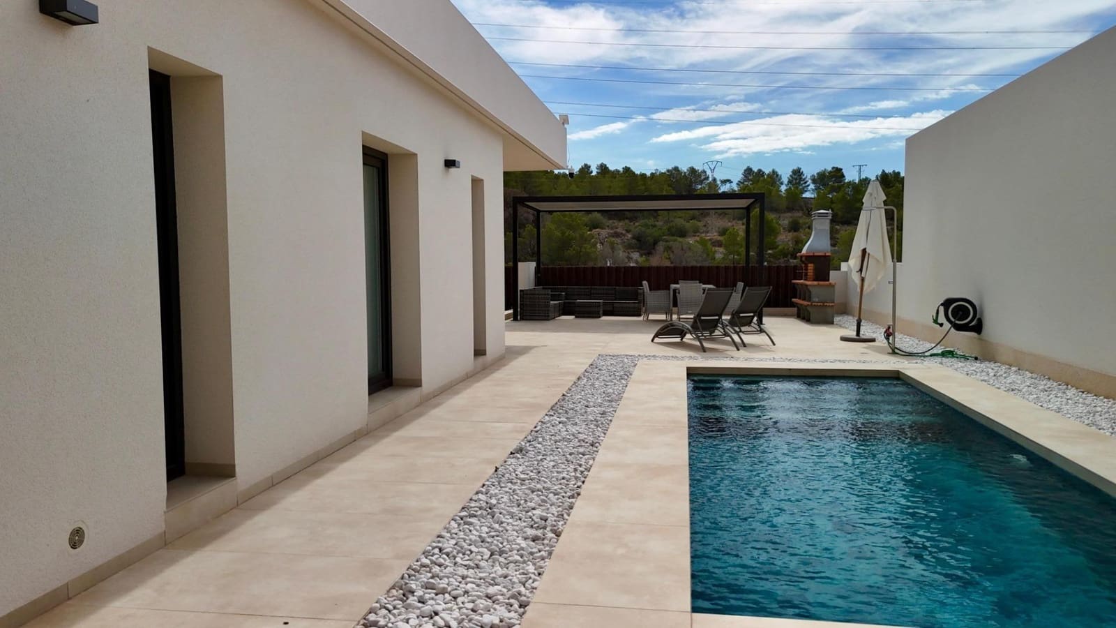 3 bedroom Villa for rent in Finestrat with pool garage - € 3,100 (Ref: 8641224)