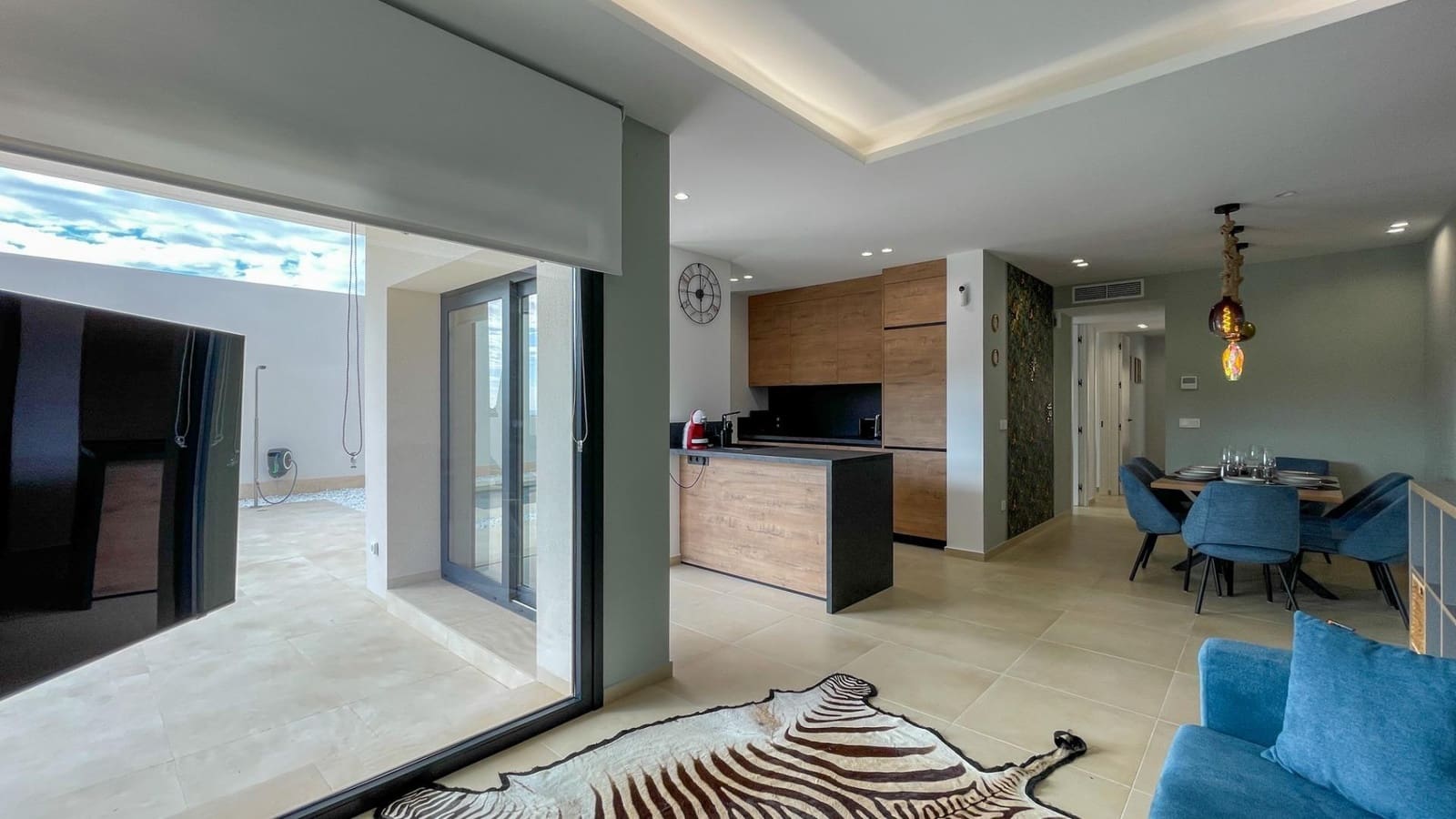 3 bedroom Villa for rent in Finestrat with pool garage - € 3,100 (Ref: 8641224)