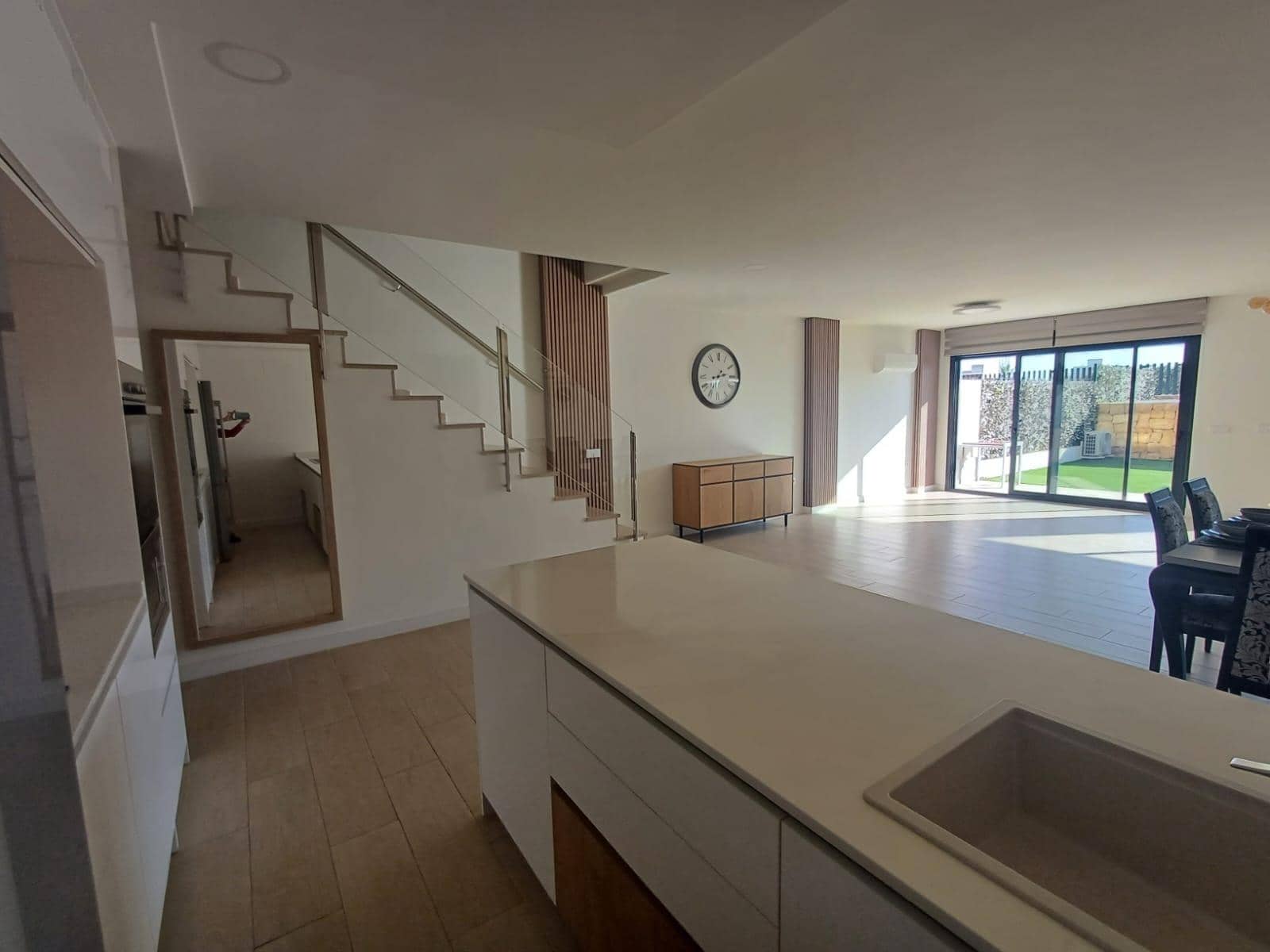 3 sypialnia Apartament na sprzedaż w Finestrat z basenem garażem - 620 000 € (Ref: 8670417)