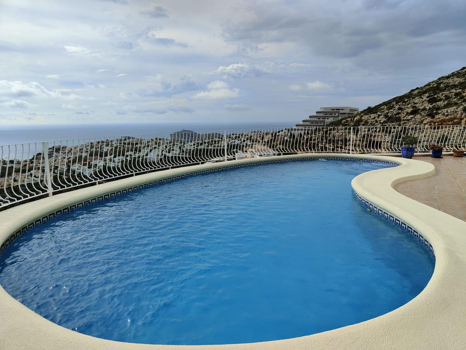 3 bedroom Villa for sale in Benitachell / Benitatxell with pool garage - € 695,000 (Ref: 8679906)