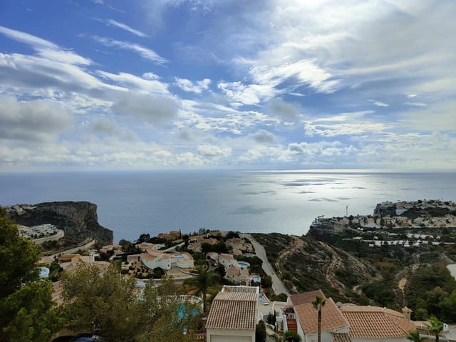 3 bedroom Villa for sale in Benitachell / Benitatxell with pool garage - € 695,000 (Ref: 8679906)