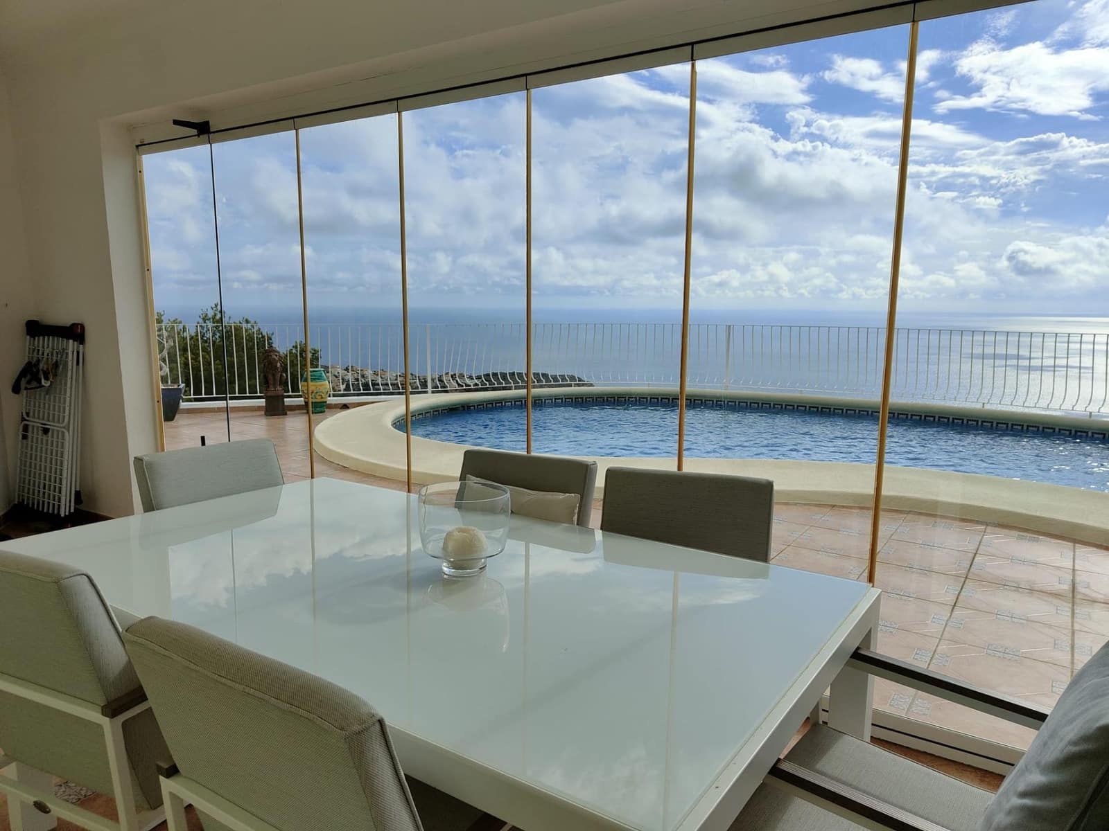 3 bedroom Villa for sale in Benitachell / Benitatxell with pool garage - € 695,000 (Ref: 8679906)