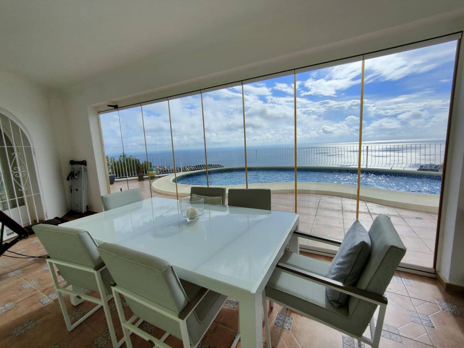 3 bedroom Villa for sale in Benitachell / Benitatxell with pool garage - € 695,000 (Ref: 8679906)